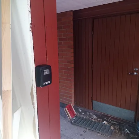 Four Bedroom House Near * Раахе